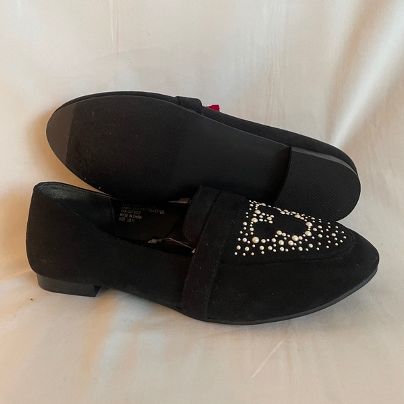 Torrid DIsney Mickey Mouse Feux Suade loafer size 11WW - Picture 2 of 4